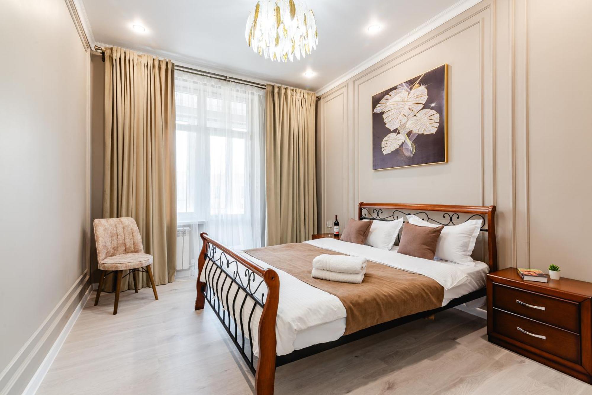 Five Business-Class Rooms In R-House Near Mega Center อัลมาตี ภายนอก รูปภาพ