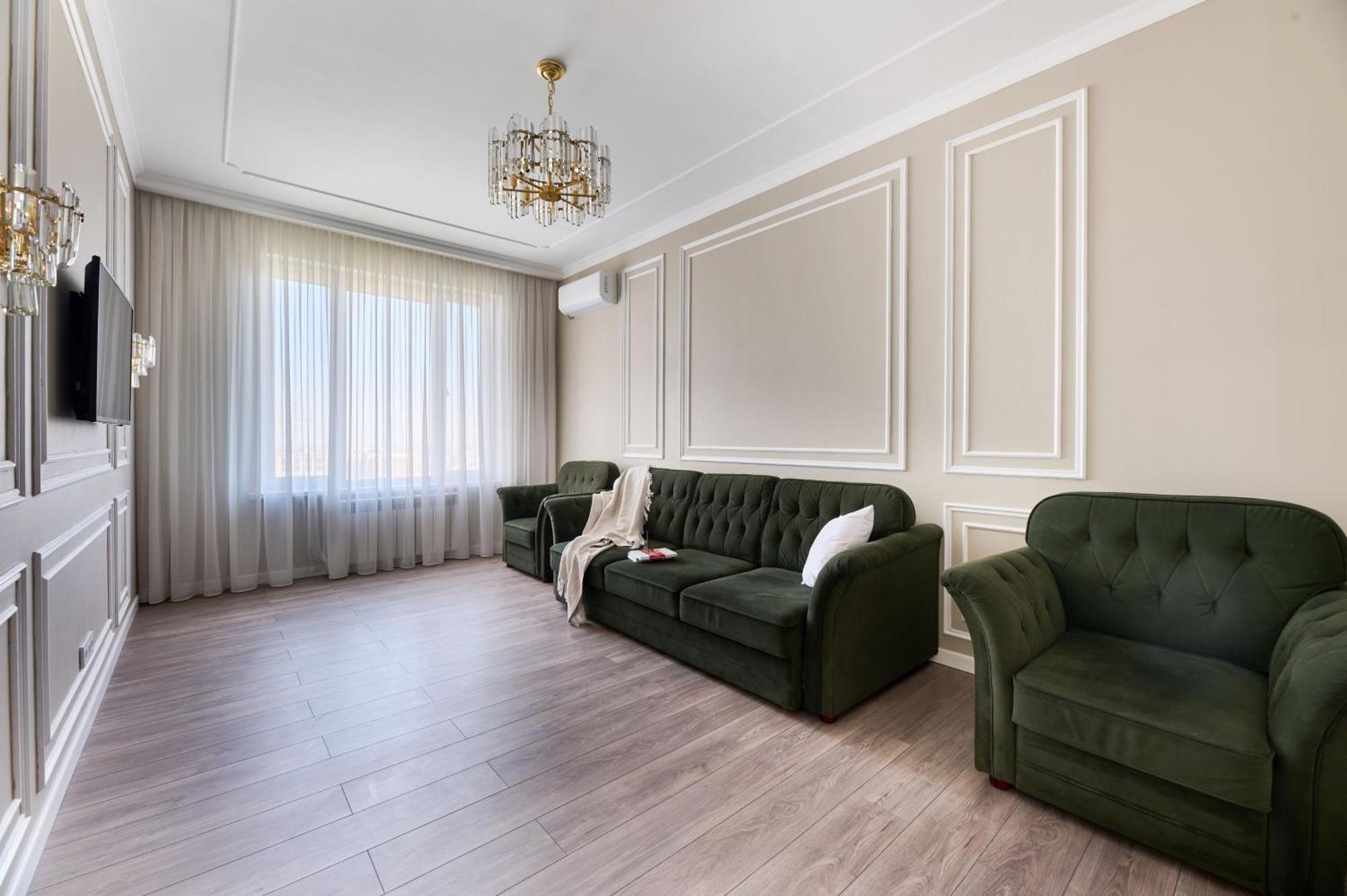Five Business-Class Rooms In R-House Near Mega Center อัลมาตี ภายนอก รูปภาพ